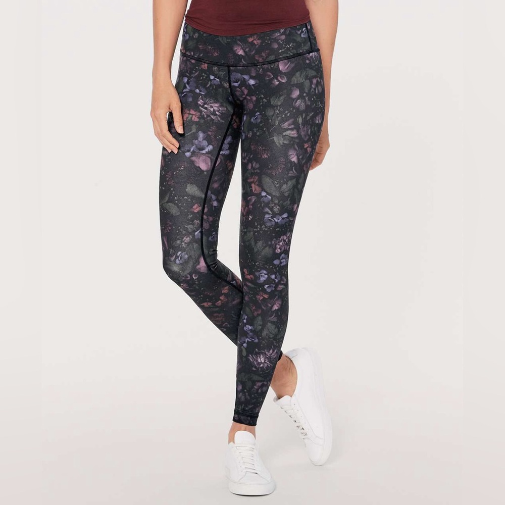 Lululemon Wunder Under Tight ( Full-On Luxtreme 28")